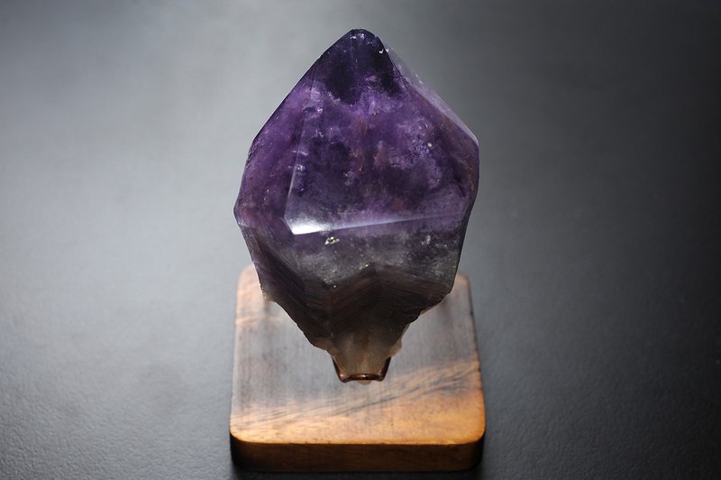 紫水晶骨幹 靈修 招財 破煞 防小人c4 - 擺飾/家飾品 - 水晶 