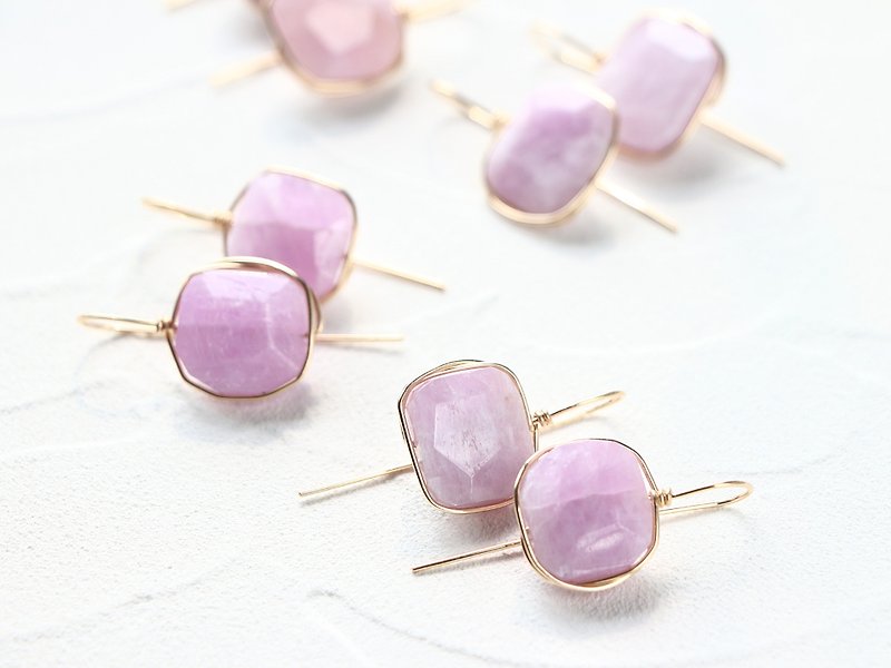 14kgf- Sakura candy wrap pierced earrings - Earrings & Clip-ons - Gemstone Pink