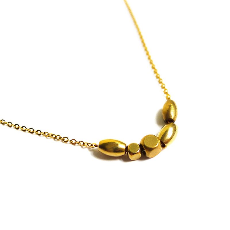 Ficelle | Handmade Brass Natural Stone Necklace|[Mixed Beads] Brass 18K Gold Clavicle Chain - Collar Necklaces - Other Metals 
