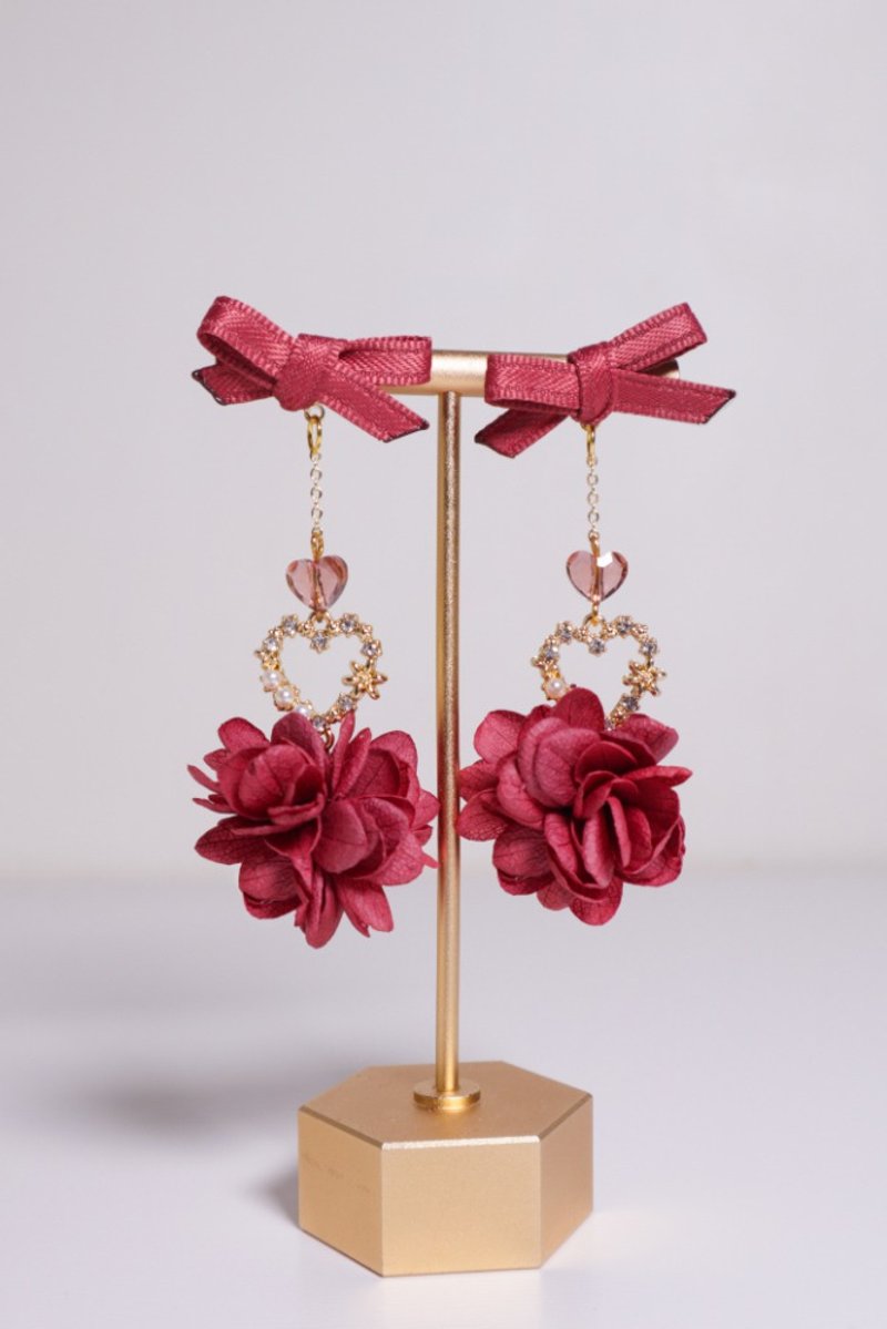 Senmu Warm Light Series- Starlight Wine Red Preserved Flower Earrings - ต่างหู - วัสดุอื่นๆ สีแดง