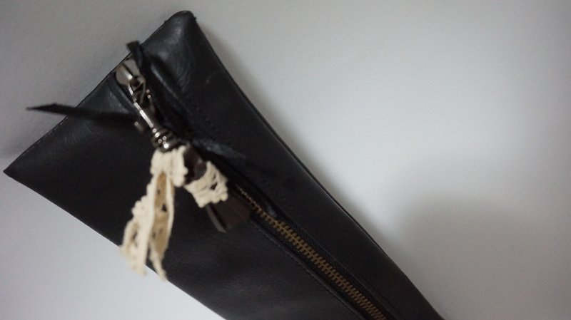Soft Leather Handmade - Leather Zipper Bag - กระเป๋าเครื่องสำอาง - วัสดุกันนำ้ 