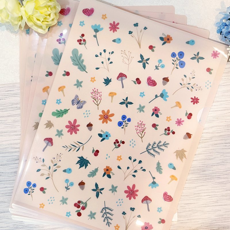 A Garden Full of Spring -- A4 L-shaped 210um Clear PP Folders (Set of 5) / L-Folders / File Folders - แฟ้ม - วัสดุอื่นๆ 