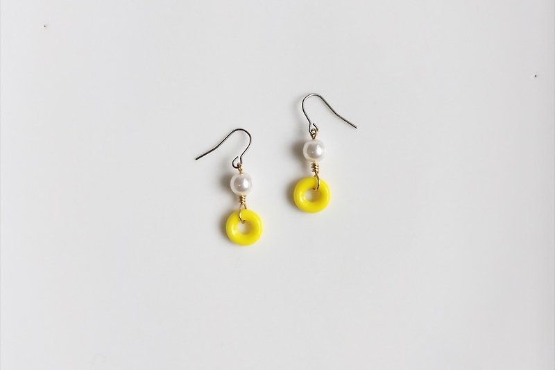 小蛋黃 珍珠天然石耳環 - 耳環/耳夾 - 寶石 黃色