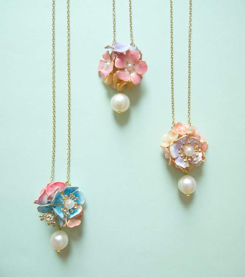 Aramore three-dimensional half flower ball hanging freshwater pearl necklace - Necklaces - Other Materials 
