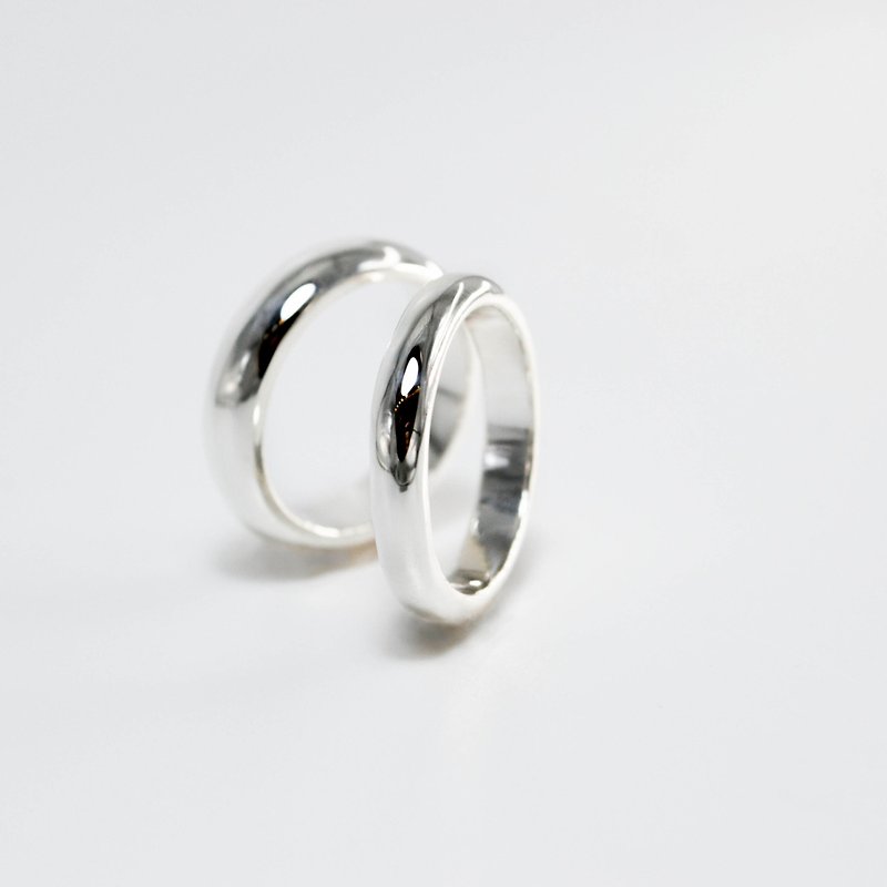 curved ring - แหวนคู่ - เงินแท้ สีเงิน