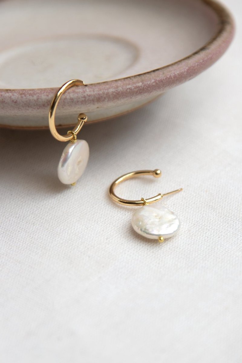 Lanta Earrings - 耳環/耳夾 - 其他材質 金色