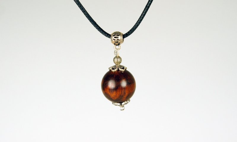 CYPRESS Xiao Nan tumor wood pendant - สร้อยคอ - ไม้ สีนำ้ตาล