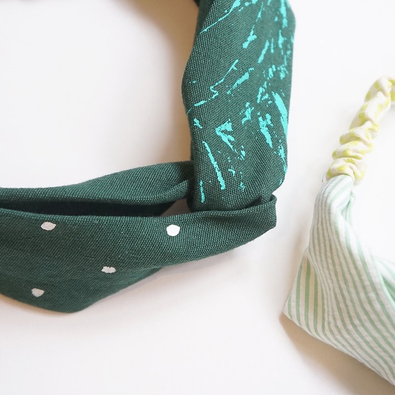 Dark green mountain snow hand-printed elastic hair band - Hair Accessories - Cotton & Hemp Green
