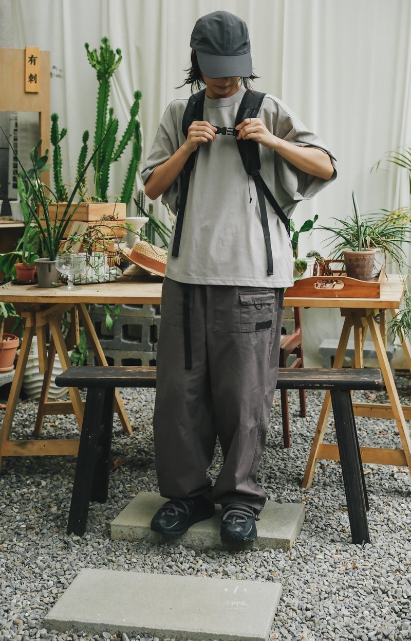 中直抗撕裂格狀布腰帶工裝褲 - 2色 - 直灰 - 女長褲 - 棉．麻 灰色