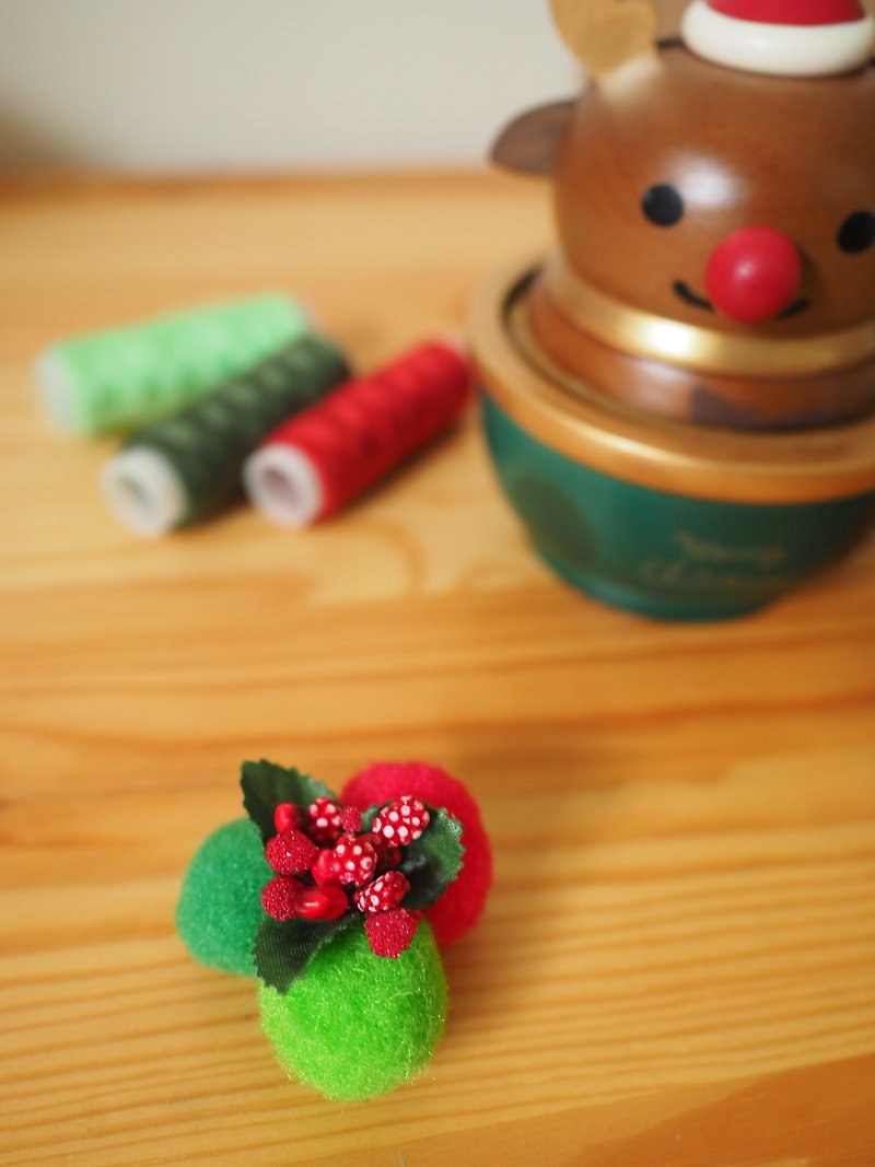 Christmas gift - Handmade fabric flower hair accessories/ corsage - Hair Accessories - Cotton & Hemp Red