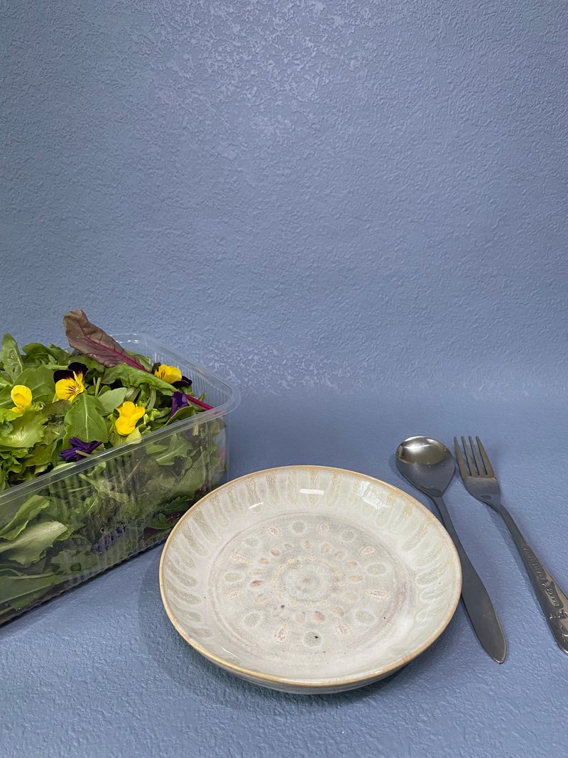 Beige handmade ceramic plate with blooming rice ears and flowers - Flowing Clouds and Flowing Water Series - Plates & Trays - Pottery Yellow