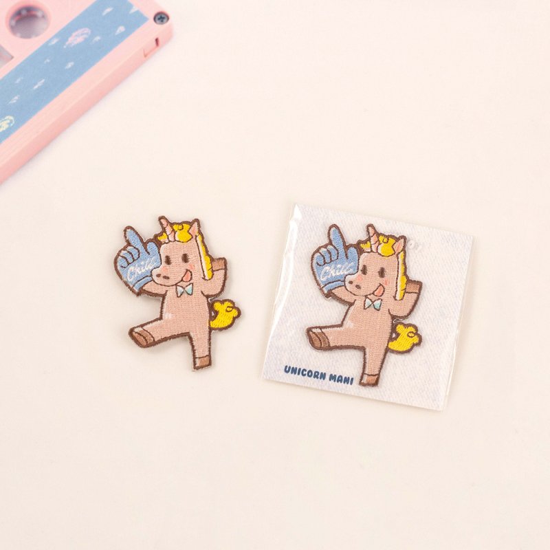 Unicorn Mani original illustration embroidery hot cloth sticker - เข็มกลัด/พิน - งานปัก หลากหลายสี