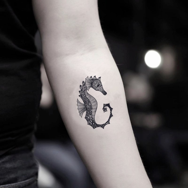 OhMyTat 海馬 Seahorse 刺青圖案紋身貼紙 (2 張) - 紋身貼紙/刺青貼紙 - 紙 黑色