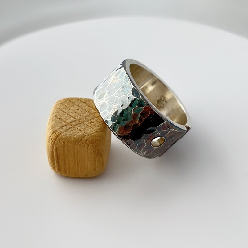 手工製作 厚重錘紋 黑色氧化 925 純銀戒指 - 戒指 - 純銀 銀色