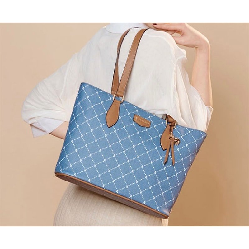 PLAYBOY - Tote Bag Denim Bunny Series - Gold Gift Bag - Blue - กระเป๋าถือ - วัสดุอื่นๆ สีน้ำเงิน