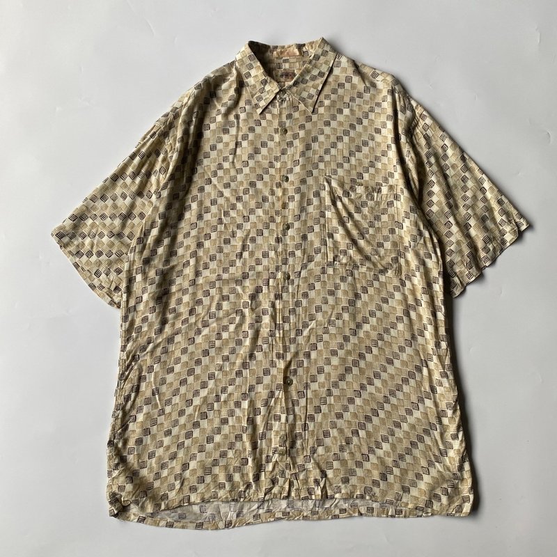 --兩光師古着--ライトカラーの小柄レーヨンシャツ - シャツ メンズ - その他の素材 カーキ
