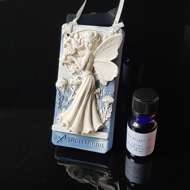 Kit: Sagittarius Aroma stone and 10 ml fragrance/essential oil - น้ำหอม - วัสดุอื่นๆ ขาว