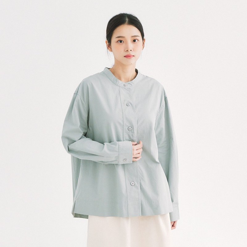 【Simply Yours】Simple Cotton Loose Top Green F - เสื้อเชิ้ตผู้หญิง - ผ้าฝ้าย/ผ้าลินิน สีเขียว