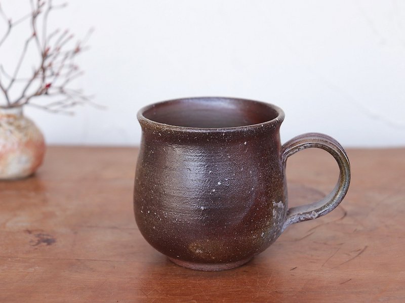 Bizen coffee cup (middle) c2-142 - แก้วมัค/แก้วกาแฟ - ดินเผา สีนำ้ตาล