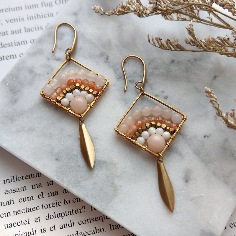 │ live coral orange Gemstone hand-made Bronze earrings - Earrings & Clip-ons - Semi-Precious Stones 