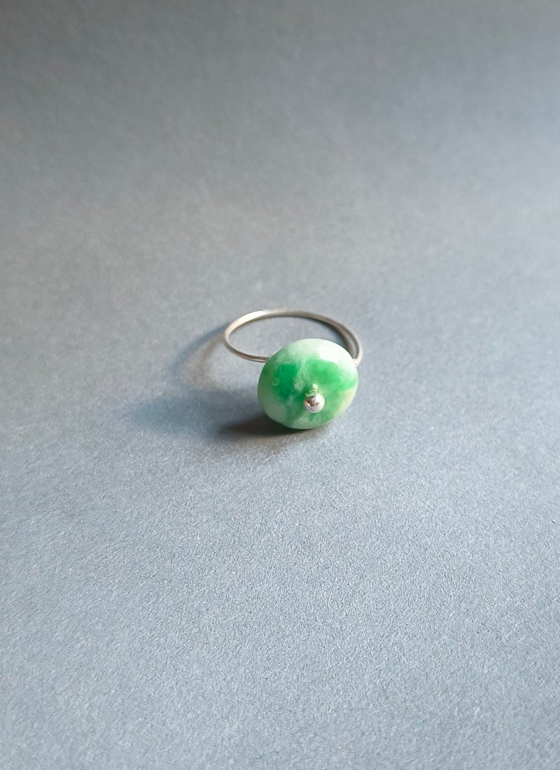 ore design natural Burmese abacus beads jadeite 12*5mm Silver ring - สร้อยข้อมือ - เครื่องเพชรพลอย สีเขียว