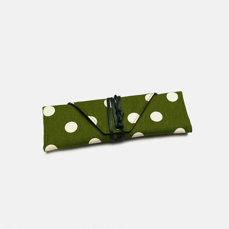 Green button spot cutlery bag / Pen storage bagsimple canvas storage convenience - Storage - Cotton & Hemp Green