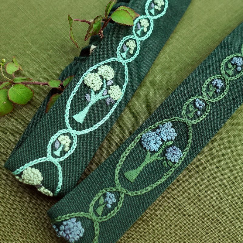 森林裡的夏日幻夢 深墨綠 古典刺繡髮帶 全手工刺繡 - 髮夾/髮圈 - 棉．麻 綠色
