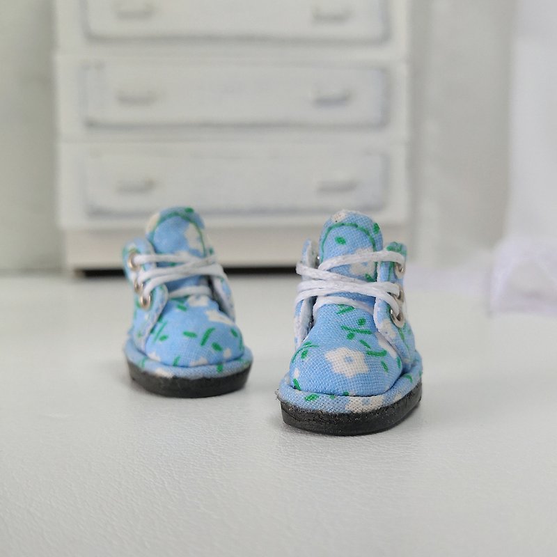 Shoes handmade Blythe doll. Light blue boots lace up for Blythe dolls. - 玩偶/公仔 - 棉．麻 