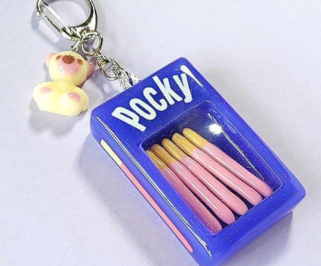 シャカシャカキーホルダー　目玉オバケポッキーシェイカー ポッキーシェイカー シャカシャカキーホルダー レジンキーホルダー