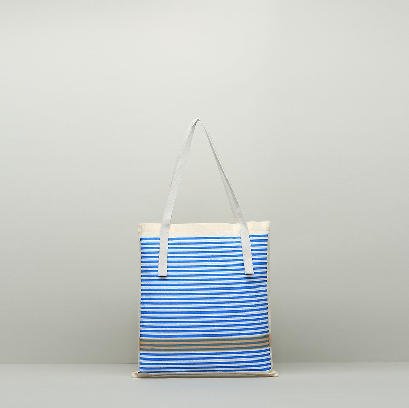 JainJain Medium Chic Bag/Eco Shopping Bag Blueberry Toffee - กระเป๋าแมสเซนเจอร์ - ผ้าฝ้าย/ผ้าลินิน สีน้ำเงิน