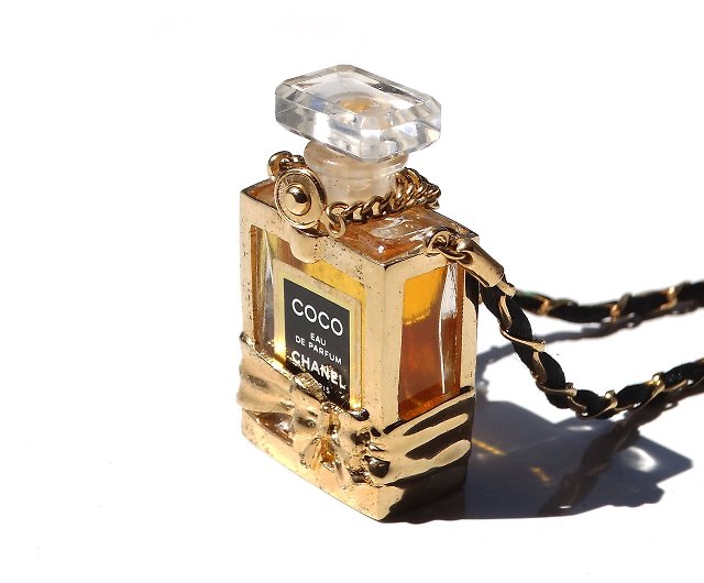 COCO CHANEL perfume bottle vintage necklace - Shop panic-art-market  Necklaces - Pinkoi