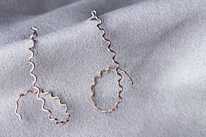 省略號 - 耳環/耳夾/耳骨夾 - 純銀 銀色