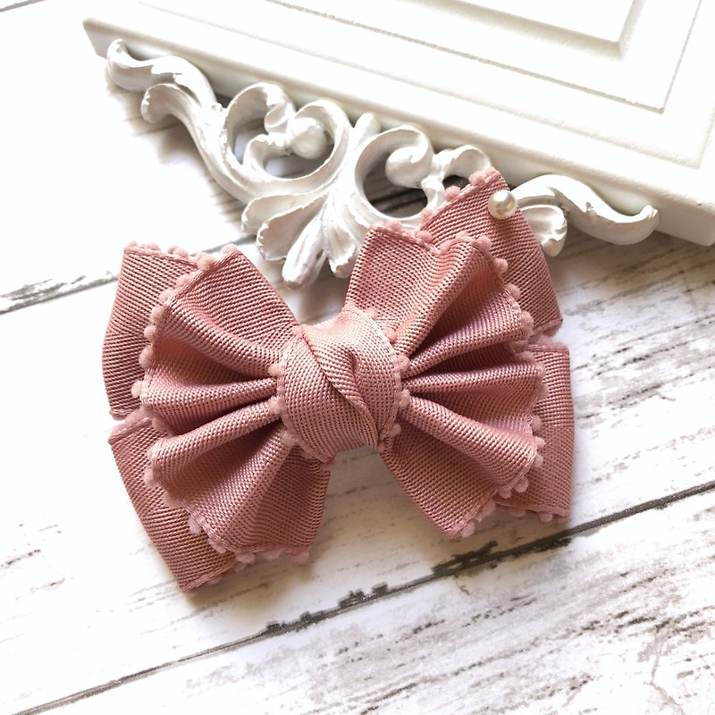 Hairball wavy bow spring clip or intersection clip (banana clip) / lotus root - Hair Accessories - Other Materials Pink