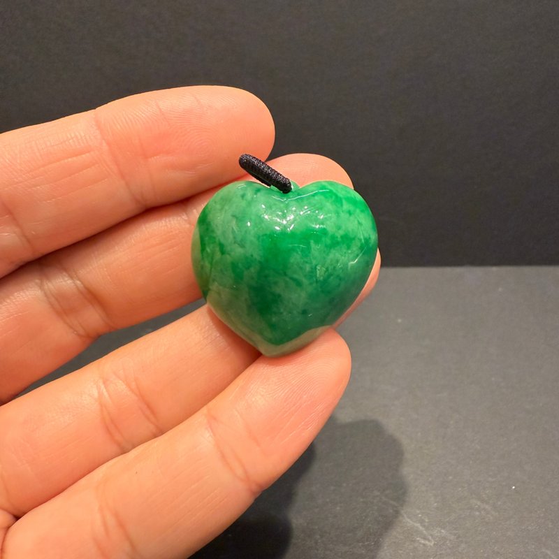 Hanyu Jewelry Natural Burmese Jadeite Full Green Heart Pendant Natural Grade A Burmese Jade Eye-Catching Full Green - อื่นๆ - หยก 