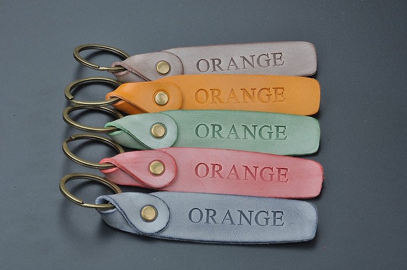 Italian Wax cowhide leather key ring hanging buckle Keychain free English customized name horoscope and zodiac embossed version (Valentine's Day, birthday, gift gift) Shipped on the same day - ที่ห้อยกุญแจ - หนังแท้ 