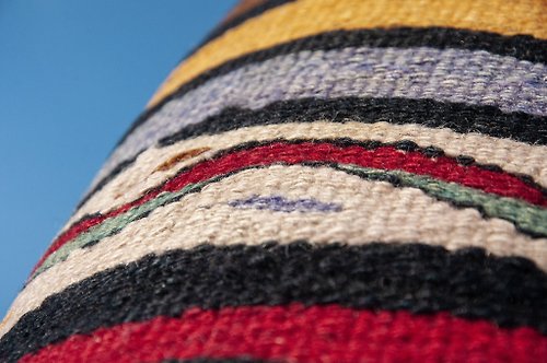 omhandmade 土耳其地毯抱枕套 羊毛抱枕套 kilim圖騰地毯枕頭套-達利風藝術感
