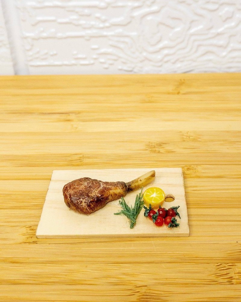 Miniature Tomahawk Steak Miniature Food - ตุ๊กตา - ดินเหนียว สีนำ้ตาล