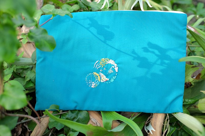 14 inch embroidery computer bag - กระเป๋าแล็ปท็อป - ผ้าฝ้าย/ผ้าลินิน สีเขียว