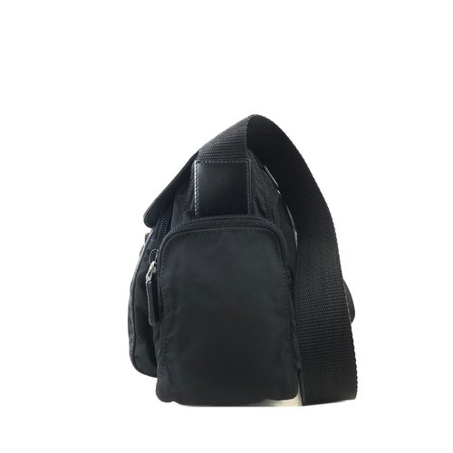日本直送 名牌中古包 】PRADA プラダ トライアングルロゴ