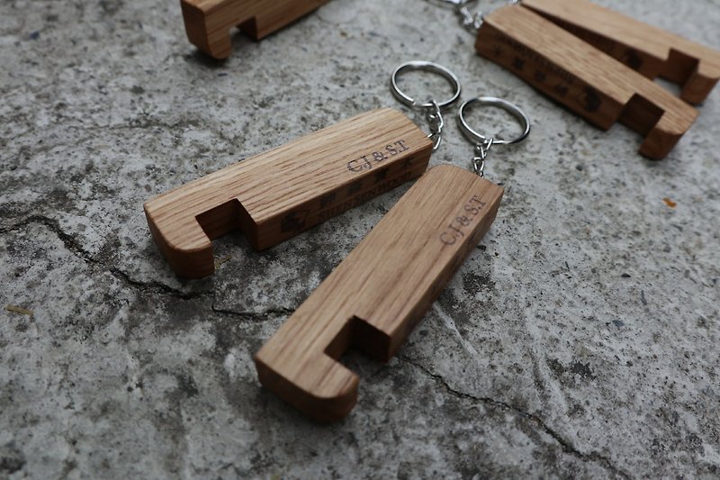 [Customized gift] Solid wood phone holder key ring - ที่ห้อยกุญแจ - ไม้ สีนำ้ตาล