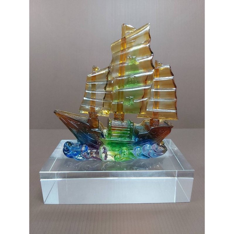 Smooth sailing in glass Retirement gifts Promotion gifts Opening gifts Wedding gifts New home gifts - อื่นๆ - วัสดุอื่นๆ สีทอง