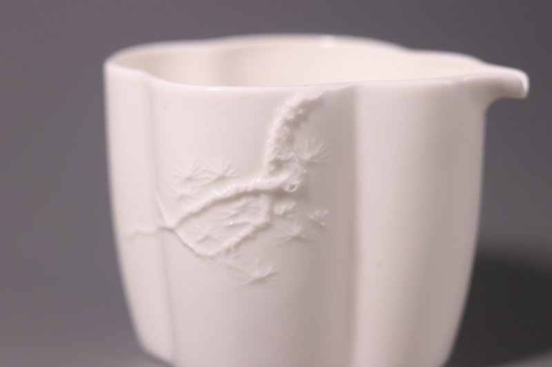 Dunmu Kiln-Dehua molded printed jade porcelain small Kui mouth tea cup - ถ้วย - เครื่องลายคราม ขาว