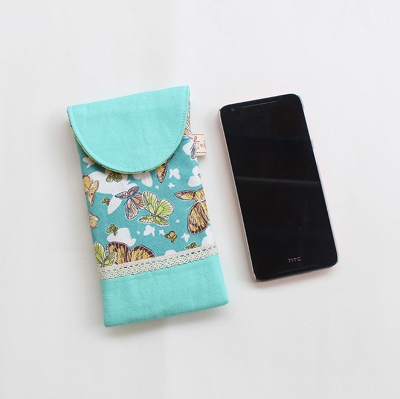 蝴蝶圖案拼接蕾絲點點手機袋/收納袋 可客製 - 手機殼/手機套 - 棉．麻 藍色