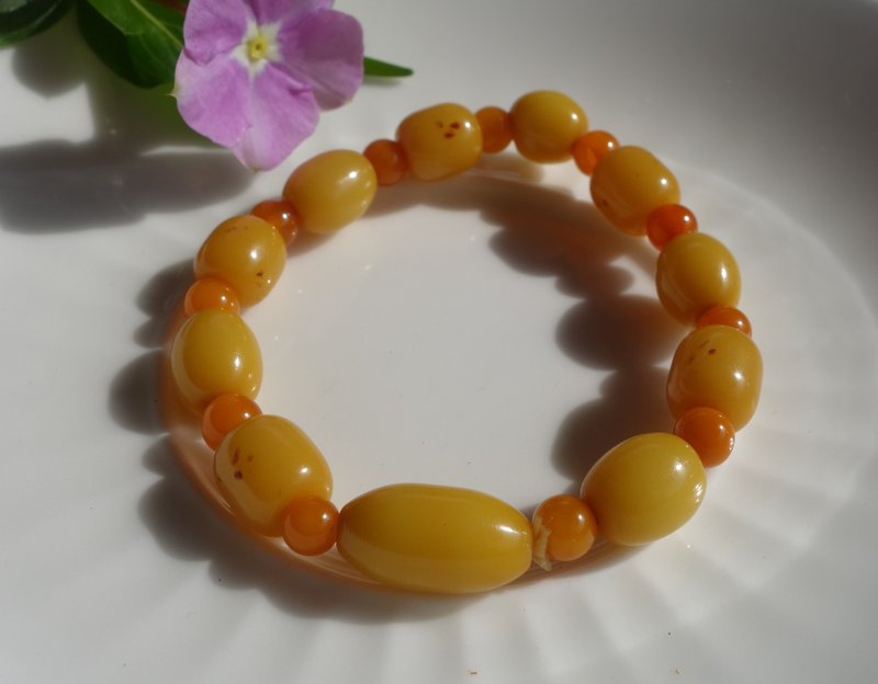 琥珀 Amber 古董蜜蠟 7.9克 雞油黃 手串 手鍊 老蜜蠟 藏傳 西藏 - 手鍊/手環 - 其他材質 黃色