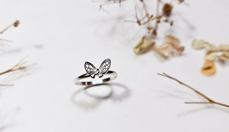 Pretty little bow ring - แหวนทั่วไป - เงิน สีเงิน