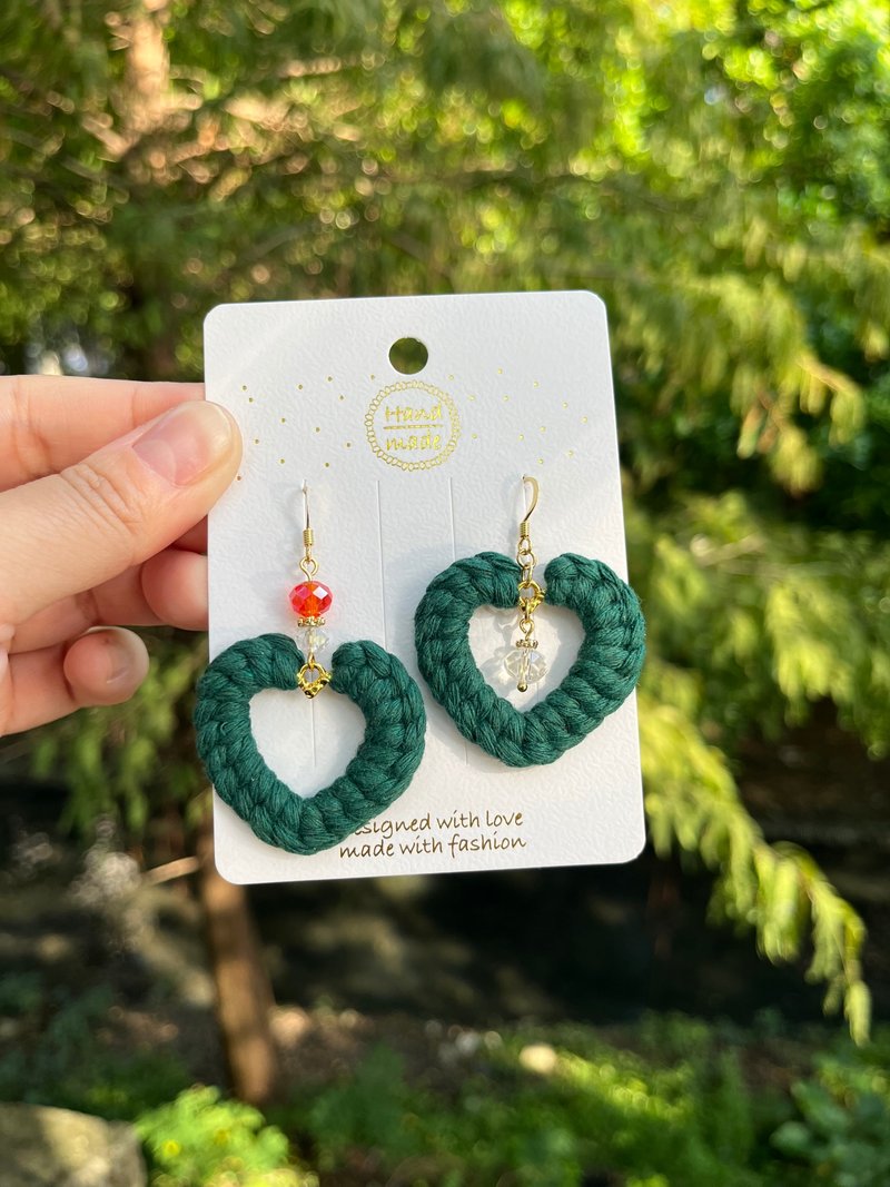 Love braided earrings, hand braided, handmade earrings, crystal, 14k gold, Christmas style - ต่างหู - วัสดุอื่นๆ 