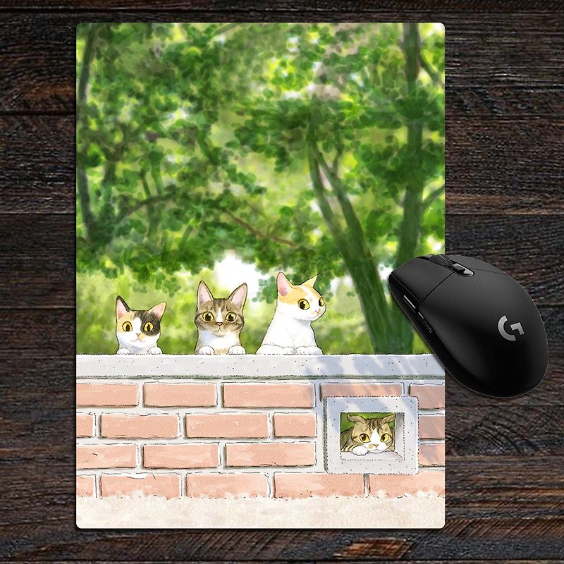 3Cat Shop ~ Dot Name Mouse Pad - Mouse Pads - Polyester Multicolor