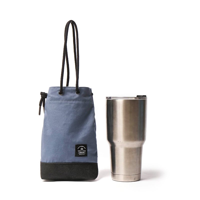 Ideas package [icleaXbag] drink bag simple drink accompanying bag hand small bag small wine bag plastic lettering blue DG31 - กระเป๋าถือ - ผ้าฝ้าย/ผ้าลินิน 