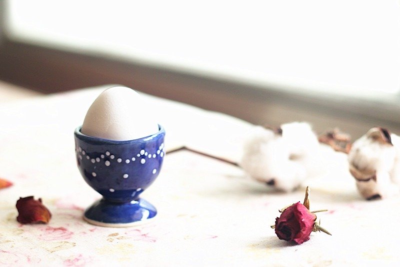 Good day fetish Germany vintage traditional hand-painted egg cup / gift / - จานเล็ก - เครื่องลายคราม สีน้ำเงิน