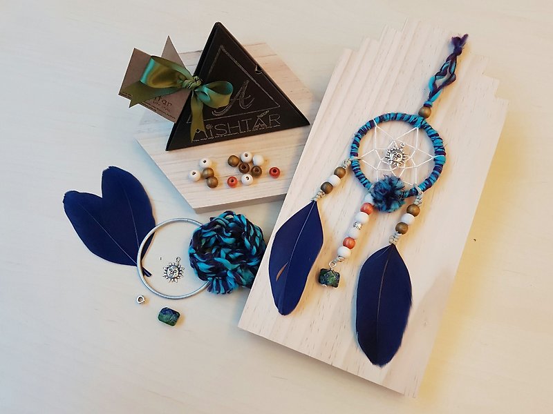 Valentine's Day limited DIY Dreamcatcher (blue color) kit set~  gift  - เย็บปัก/ถักทอ/ใยขนแกะ - ขนแกะ สีน้ำเงิน